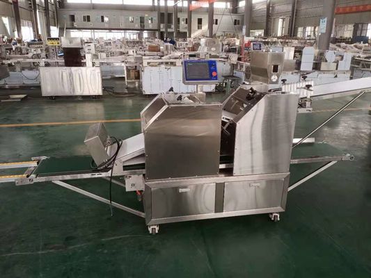 خط إنتاج وجبات خفيفة للأطفال مصنوع بالكامل من الفولاذ المقاوم للصدأ مع قاطع 220 فولت 1Ph
